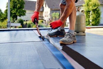 Flat Roofing in West Toluca Lake, California by M & M Developers Inc.
